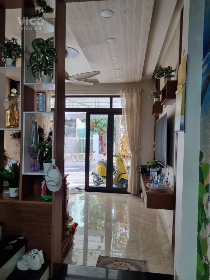 Bán gấp nhà đẹp 160m gần Võ Văn Kiệt, cách biển Mỹ khê 200m, Gía chỉ nhỉnh 4,x tỷ