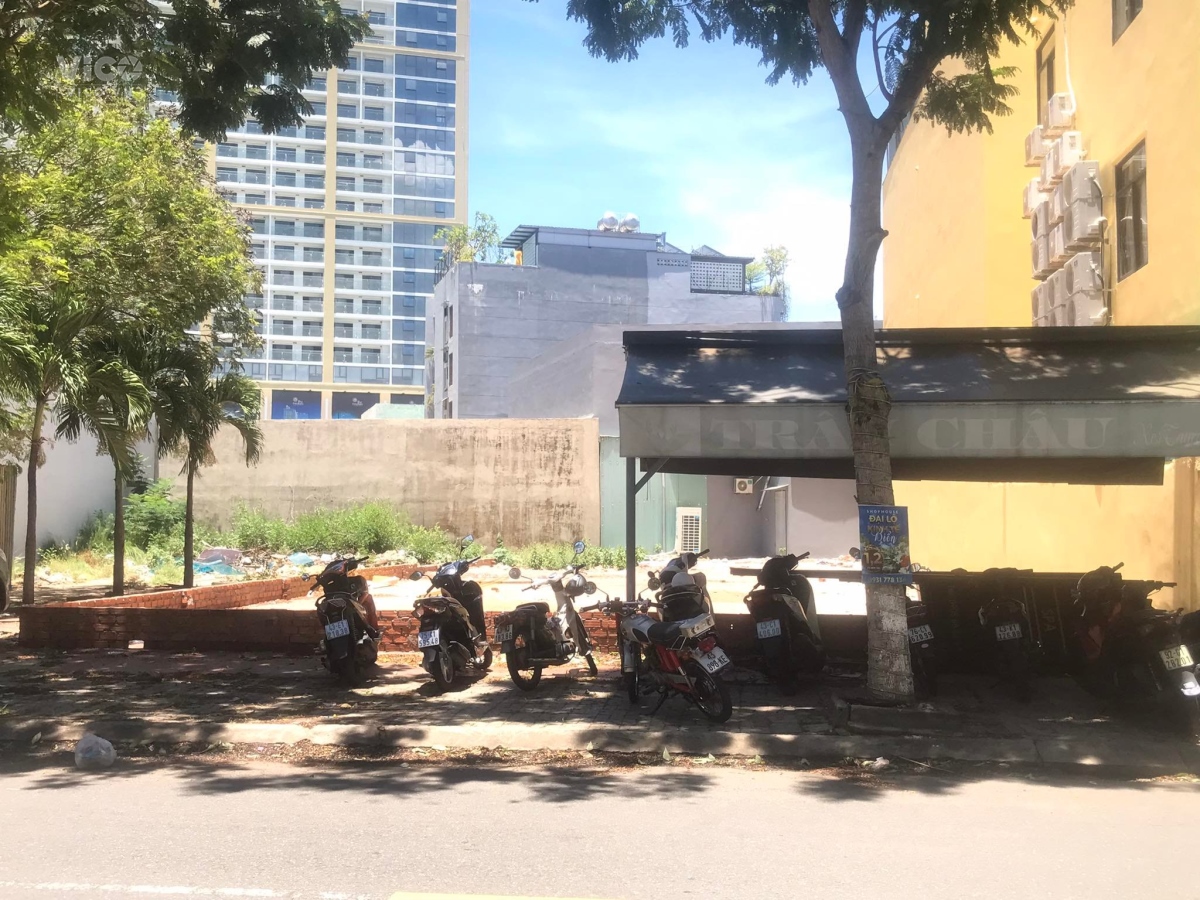 Cần Bán Gấp Lô Đất Bên Cạnh Võ Nguyễn Giáp DT 375m2 Quận Sơn Trà 0935808739