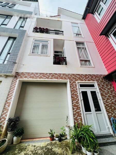 CẦN BÁN NHÀ XDSR PHƯƠNG 6 ĐÀ LÀ