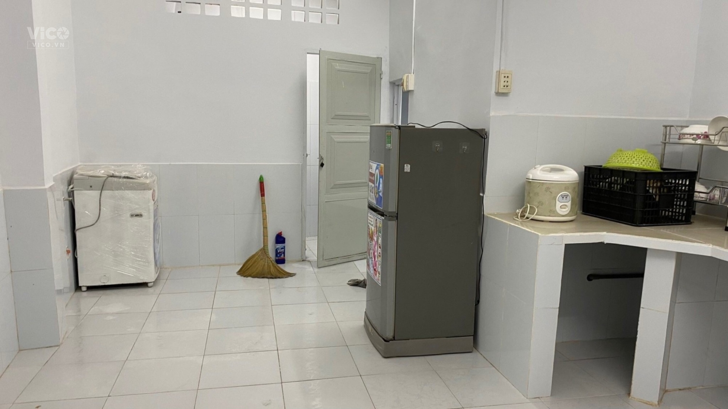 Bán nhà Lê Văn Sỹ, 5 tầng 8 phòng, chỉ 10 tỷ, vừa ở vừa kinh doanh CHDV