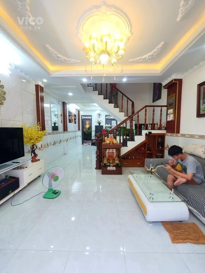 Chỉ 3,7 tỷ sở hửu ngay nhà Lê Thanh Nghị, Hải châu, 67m2, đẹp, còn mới