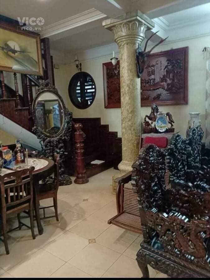 BIỆT THỰ CỔ TƯ ĐÌNH CỔ LINH 489M2 VỊ TRÍ ĐẮC ĐỊA 55 TỶ LONG BIÊN