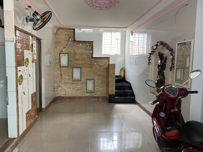 Nhà 2 tầng Điện Biên Phủ gần Công viên vào ở ngay