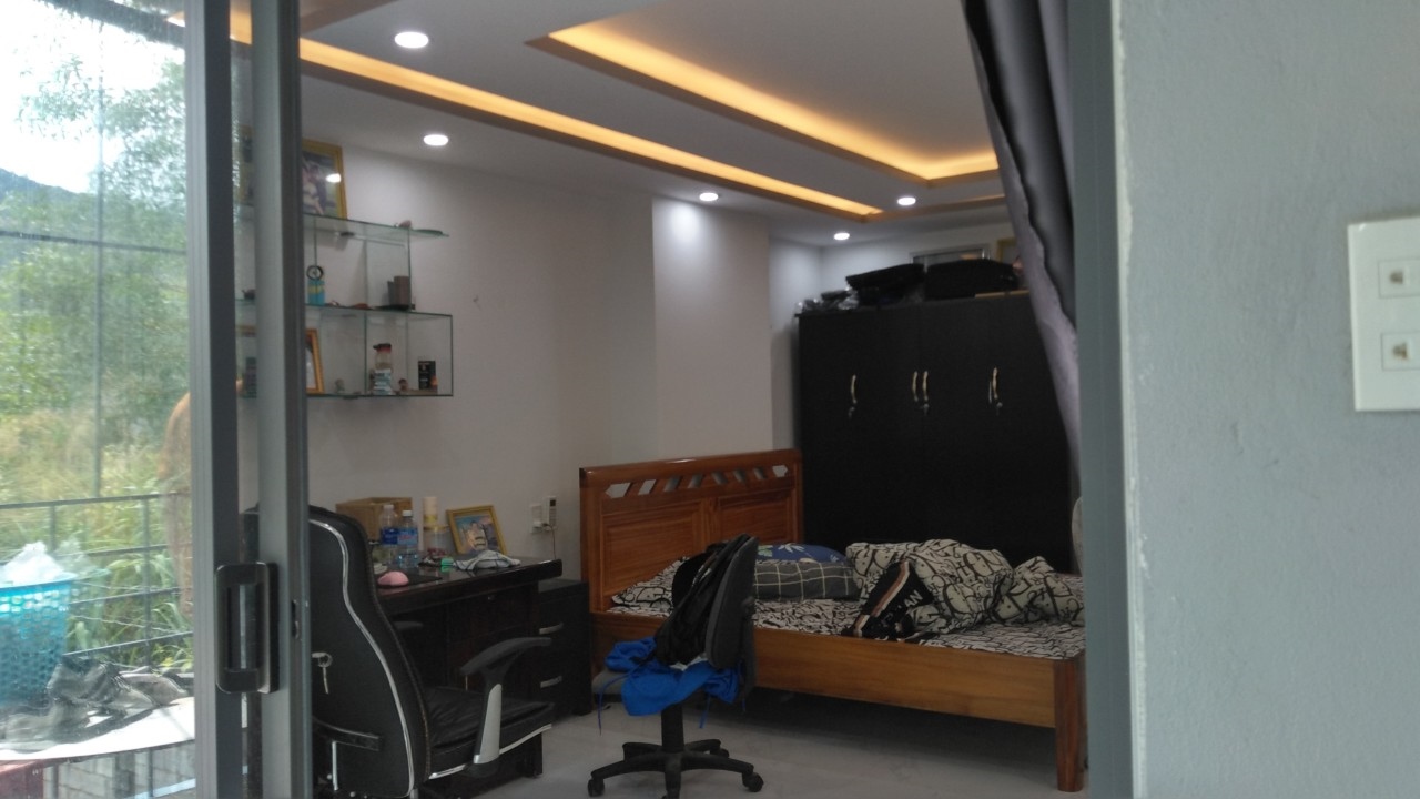 Bán gấp nhà Mặt tiền Thanh Long giá 5 tỷ 800tr đừng suy nghĩ gọi ngay 0905522660