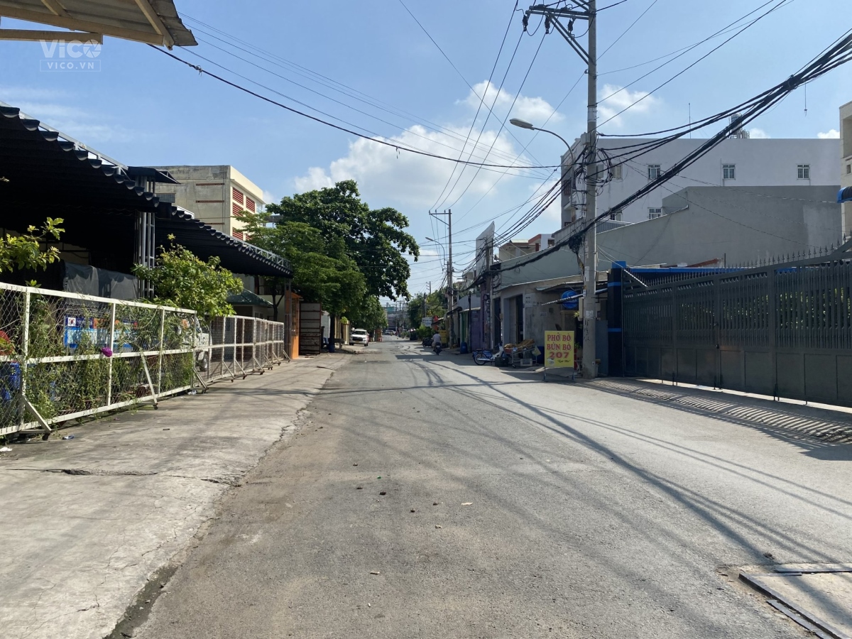 NHÀ XƯỞNG ĐƯỜNG XE CONT LÊ VĂN KHƯƠNG, QUẬN 12, 650 m2, 15 TỶ 4