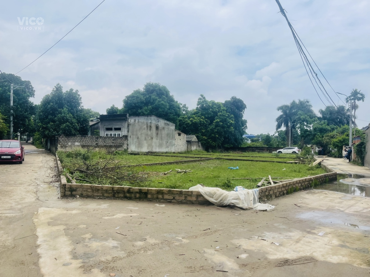 chính chủ cần bán nhanh lô góc mặt tiền rộng giá ra đi nhanh chỉ hơn 8tr/m2 đường rộng ô tô vào tận