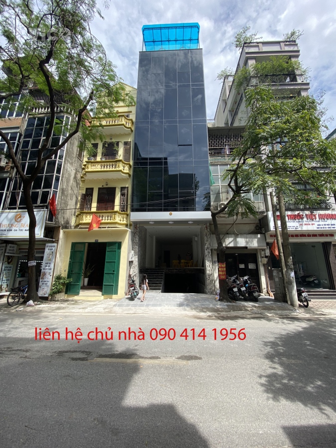 Cho thuê nhà mặt phố làm văn phòng, công ty, spa, phòng khám... tại 300 Phố Vọng