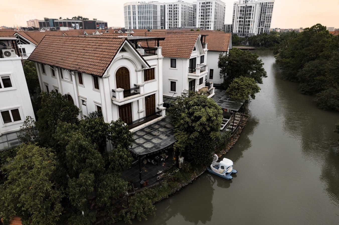 Bán Biệt Thự Vinhomes Riverside 358m2 95tỷ 0909858789