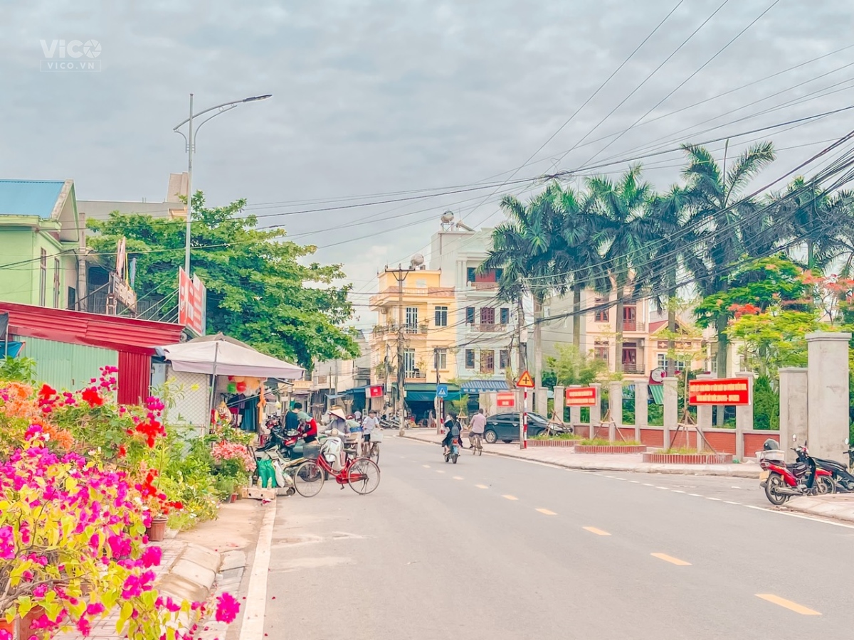 Nhà còn mảnh đất ở lâu dài sổ chính chủ sang tên nhanh chóng nằm trong khu dân cư tập trung tại xã