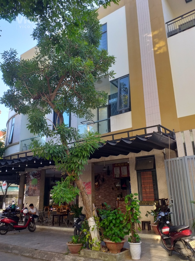 .Nhà Mân Thái, Trần Duy Chiến, Lô Góc, 270m2