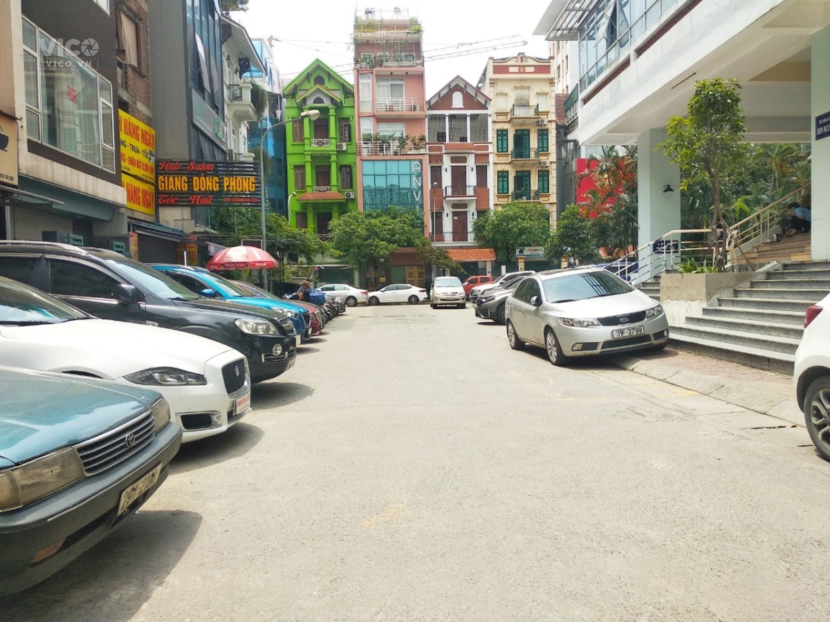 Bán biệt thự Liền kề, Khuất Duy Tiến, 75m2, MT5,2m, 5 tầng, giá 17 tỷ, 933705193