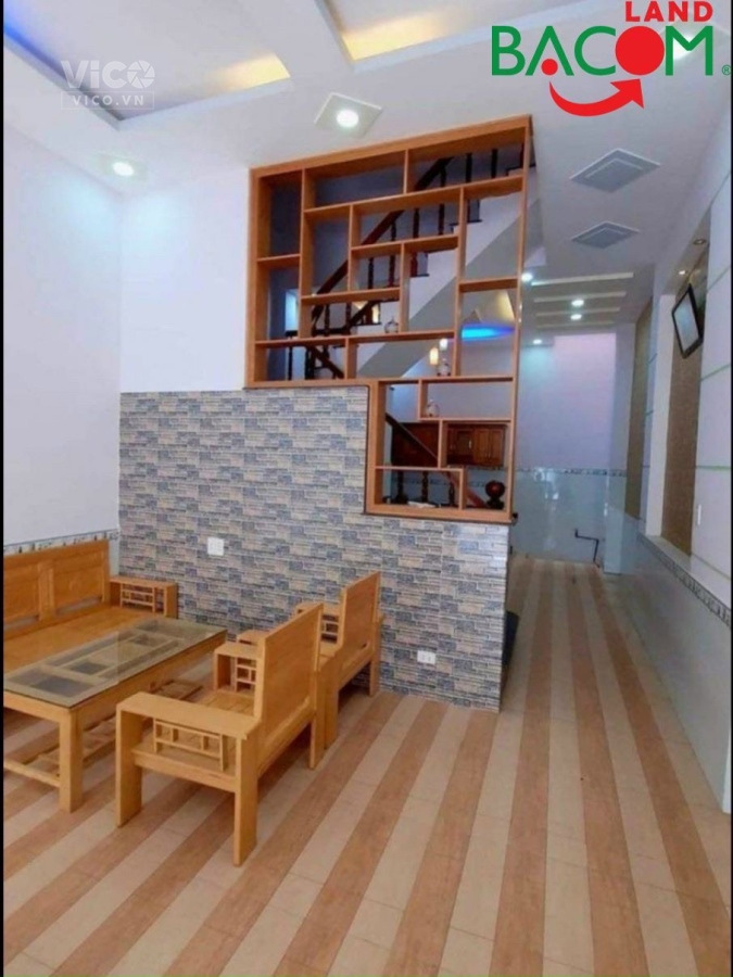 Bán nhà lầu đẹp, 60m2, đường nhựa 2 xe hơi né nhau thoải mái, gần ngay cầu Hoá An, Biên Hoà