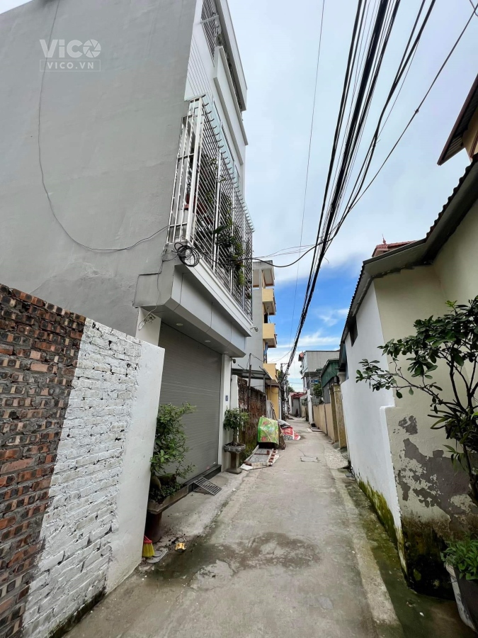 NHỈNH 3TỶ MẢNH ĐẤT, LÔ GÓC NGÕ THÔNG GẦN AEON MALL LONG BIÊN.