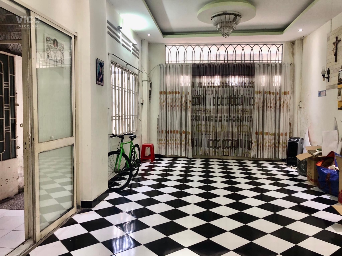 Nhà Cấp 4, HXH, khu VIP, đường Phạm Ngũ Lão, 108m2, Phường 7, Chỉ 10, 8tỷ