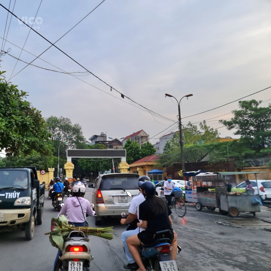 Đẩy nhanh 66m2 đất mặt ngõ ô tô thông, kinh doanh tốt tại Trâu Quỳ, Gia Lâm. Lh 0989894845.