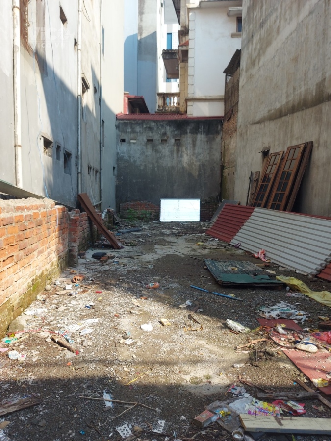 TẤC ĐẤT TẤC VÀNG.ÂU CƠ, NHẬT TÂN, TÂY HỒ. ĐẤT 81/65M2, MT7.1M, GIÁ 8.6 TỶ.