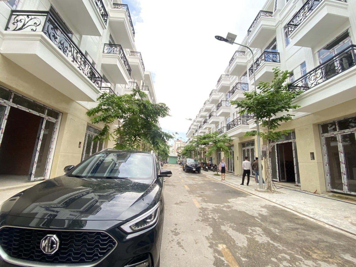 Bán Nhà 4 Tầng Khu Phân Lô Thạnh Lộc Quận 12, DT 56m2, Rẻ Hơn Trường.