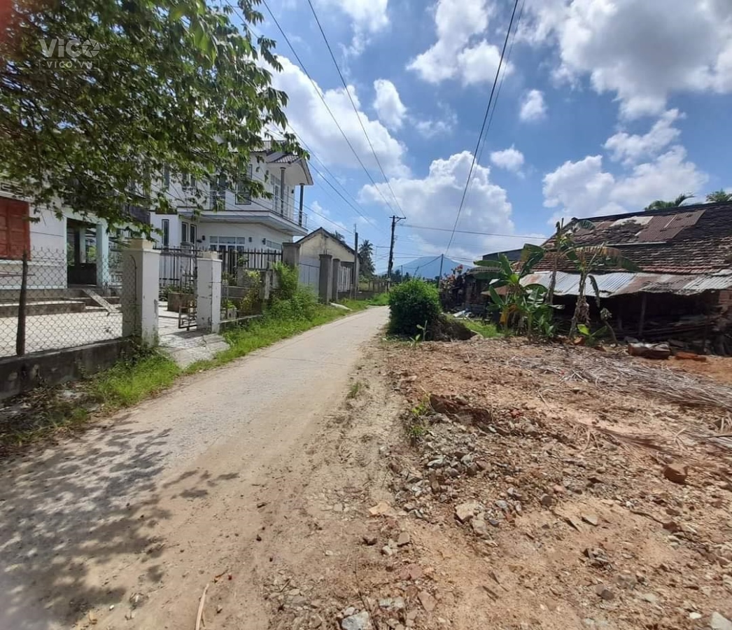 Bán lô đất Vuông vắn trung tâm thị xã DT 17X21 Ninh Bình Ninh Hòa 0359111296