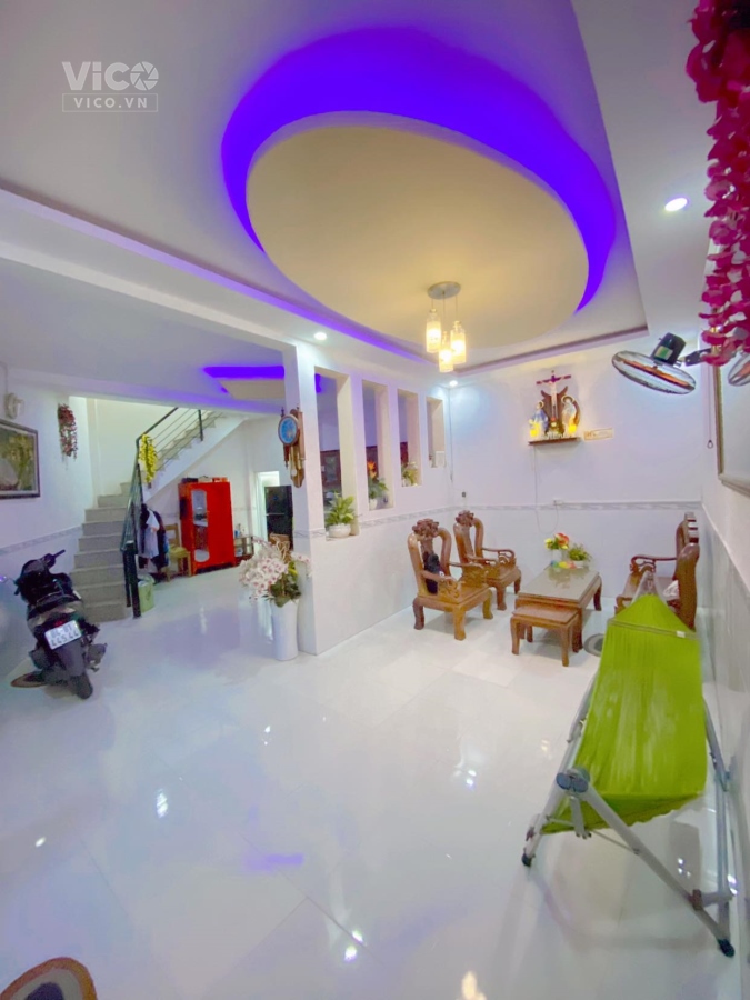 HẺM TO, NHÀ ĐẸP, SÁT HỒ VĂN LONG, GẦN TÊN LỮA, NGANG 4.7 NỞ HẬU 6,3M, 2 TẦNG, CHỈ 2,85 TỶ.