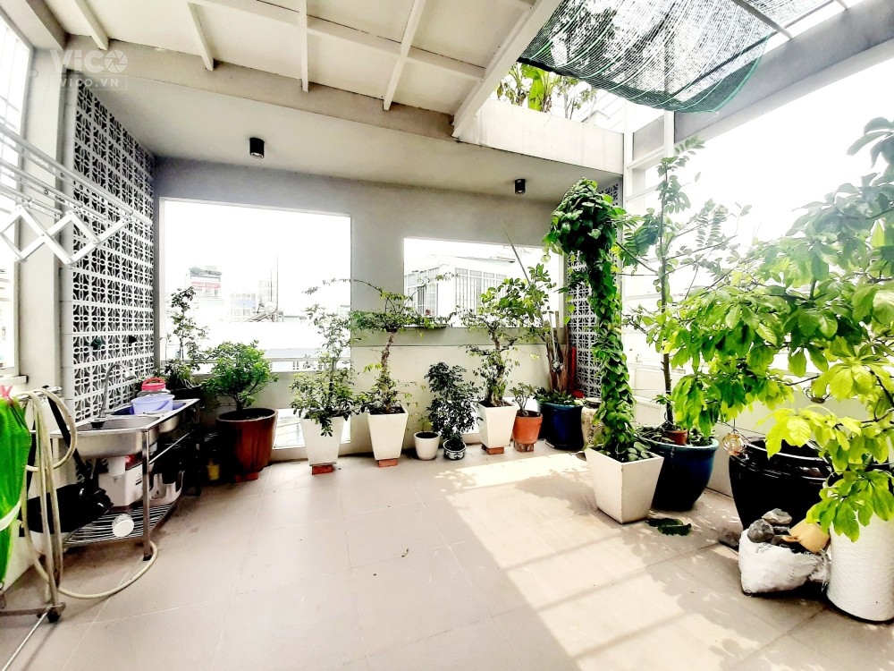 BÁN NHÀ PHÚ NHUẬN HXH THÔNG 50M2 NGANG 5.1 M 5 TẦNG ĐẸP LUNG LINH PHAN TÂY HỒ 8.5 TỶ.