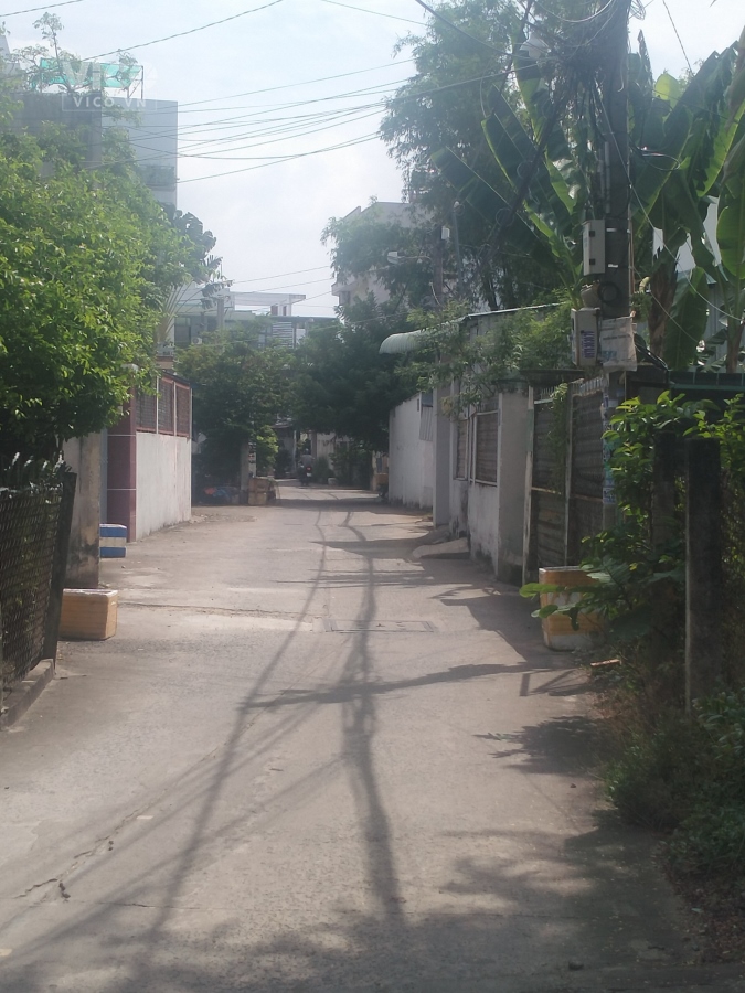 Cần thanh lý gấp nhà HXH Quận 2 DT 102m2 , giá 5 Tỷ hơn , 0965113223 .