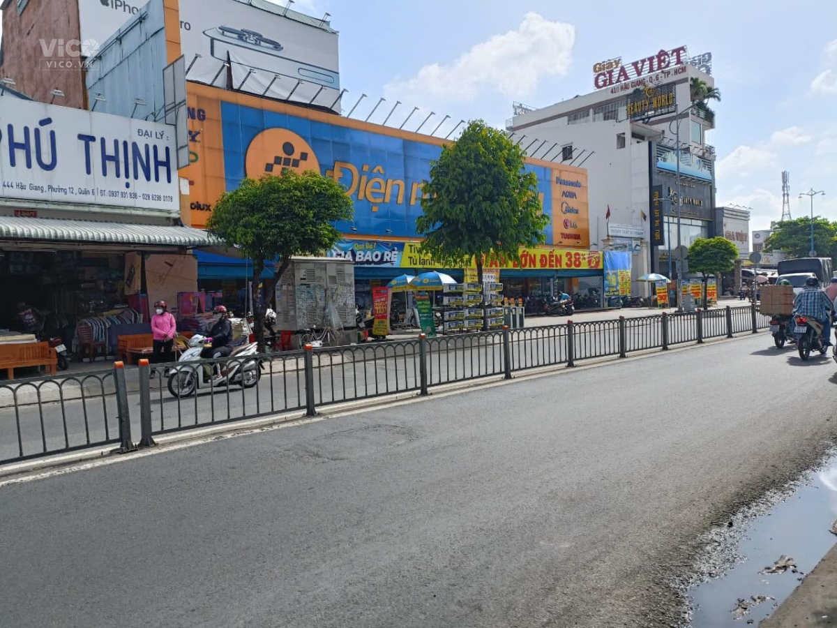 NHÀ ĐẸP 4 TẦNG TRUNG TÂM QUẬN 6 NGANG 7M KHỦNG HXH 1 TRỤC