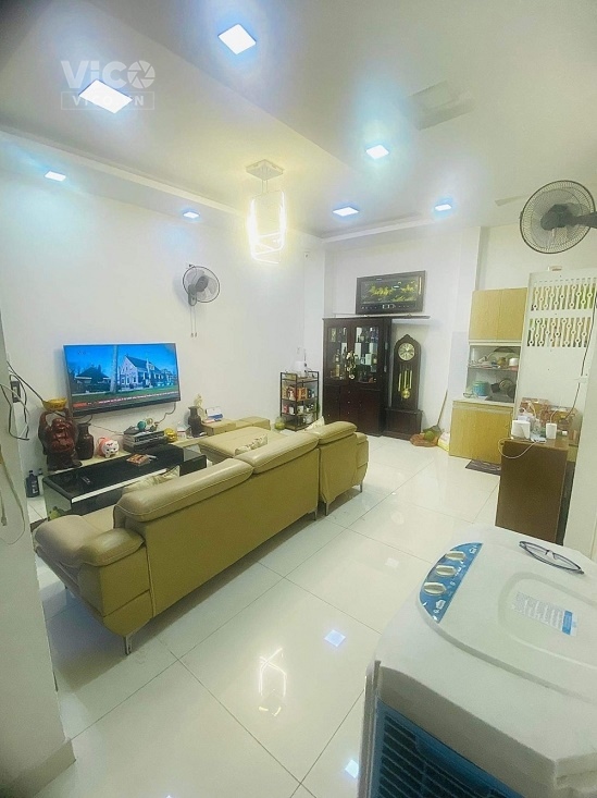 Nhà mới đẹp Đinh Tiên Hoàng 3 tầng, kiệt xe tải, giá bán gấp