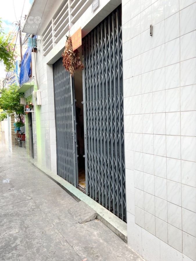 Nhà 5x12m lửng/2 lầu sát đường Ngô Quyền Phường 5 Quận 10