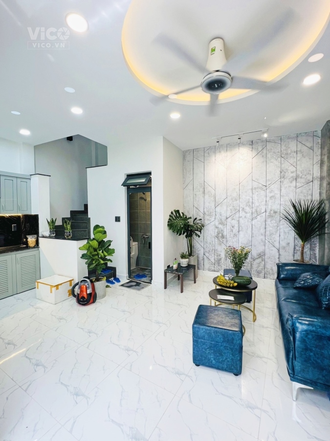 Nhà Phan Đăng Lưu, 4 tầng kiên cố đẹp ở ngay, chỉ 7.6 tỷ