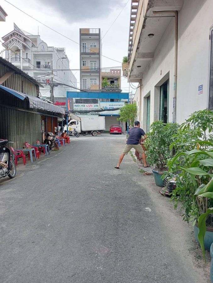 BÁN NHÀ C4, 76m2, ĐƯỜNG TÂN KỲ TÂN QUÝ, HẺM NHỰA 8m, CHỈ 6.15 TỶ, KẾ AEON MALL TÂN PHÚ