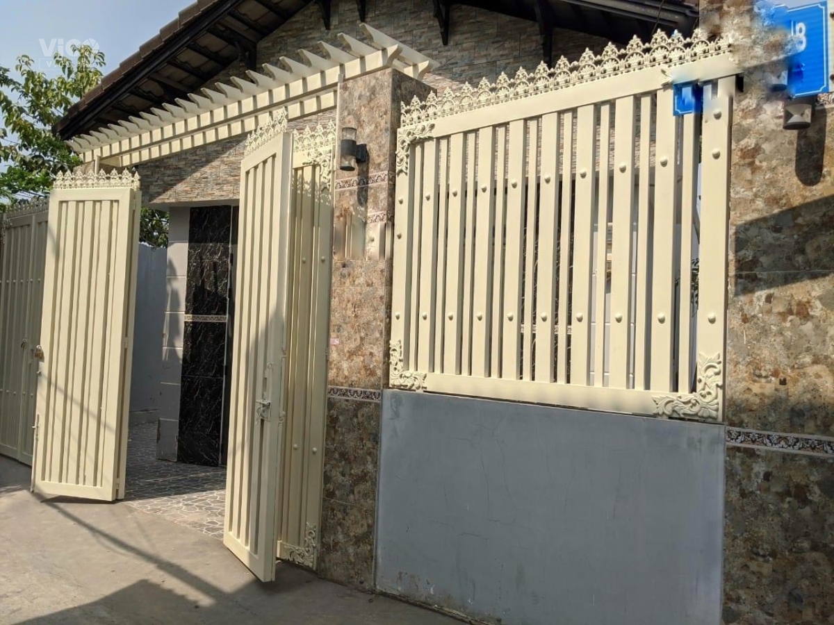 BÁN NHÀ VILLA MỚI HẺM XE HƠI QUẬN 7 115 M2 CHỈ 5.5 TỶ