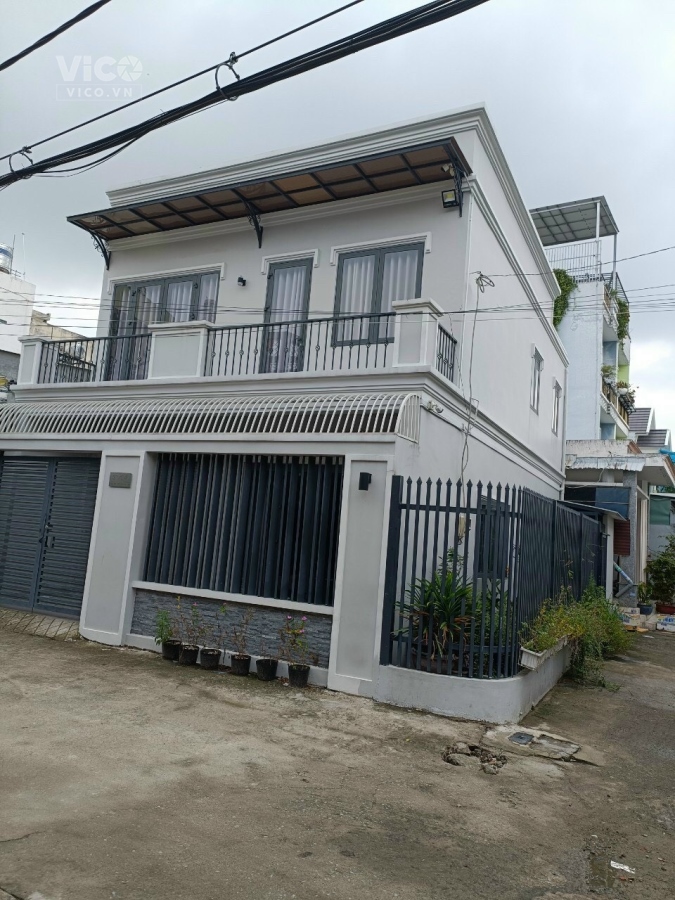 HỂM XE TẢI THÔNG 8M,LÔ GÓC 84M2 7.2TY(NHÀ SIÊU ĐẸP)