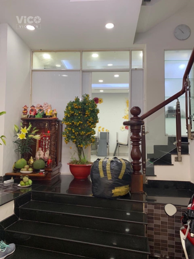 BÁN NHÀ LÊ HỒNG PHONG P.1 Q.10 DT 53M2 GIÁ 10.5 TỶ