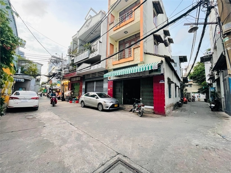 BÁN NHÀ HẺM THÔNG XE HƠI TRÁNH VÕ THÀNH TRANG TÂN BÌNH 5 TẦNG NGANG 4M NHỈNH 4 TỶ