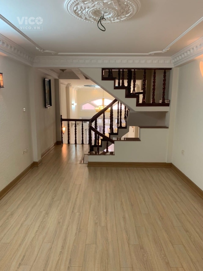 Chính chủ bán nhà Lãng Yên, Hai Bà Trưng, 38x4T, MT5m, giiá 2,8 tỷ.