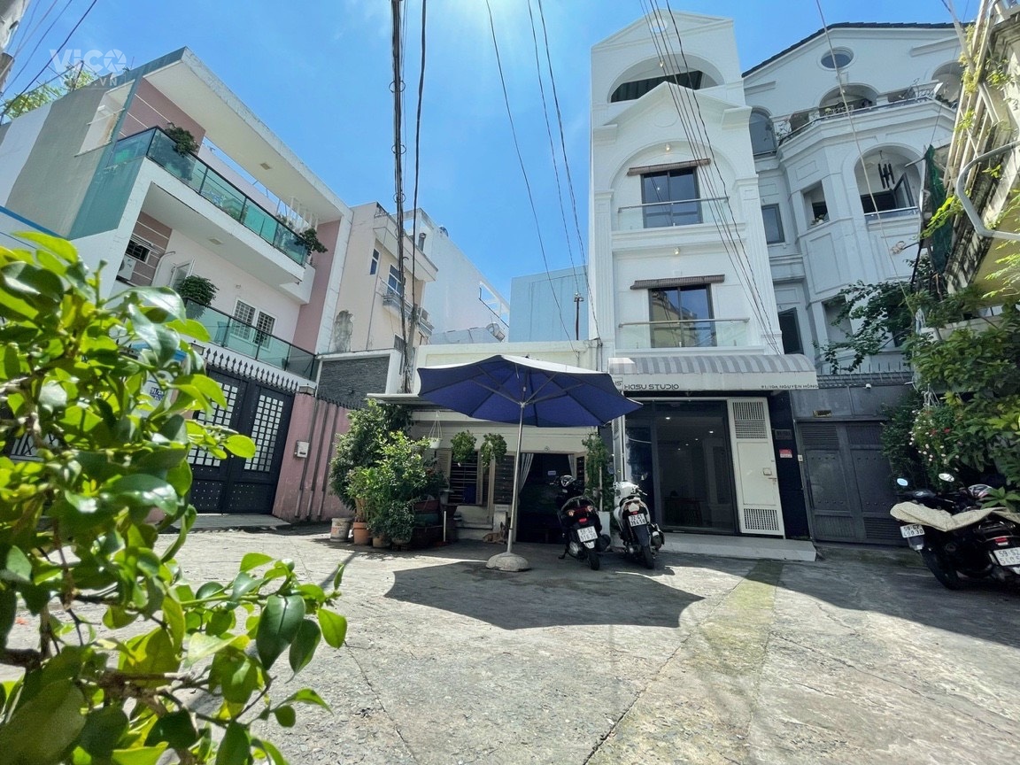 NHÀ HXH NGỦ TRONG NHÀ, NGUYÊN HỒNG, BÌNH THẠNH, 46M2, 7 TỶ TL