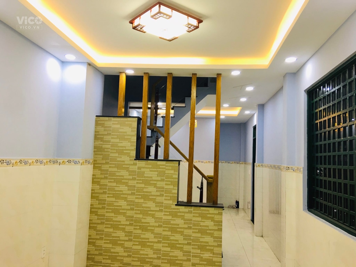 Quận 2 Bán gấp nhà HXH , 3 tầng, 60m, nhà đẹp giao ngay .