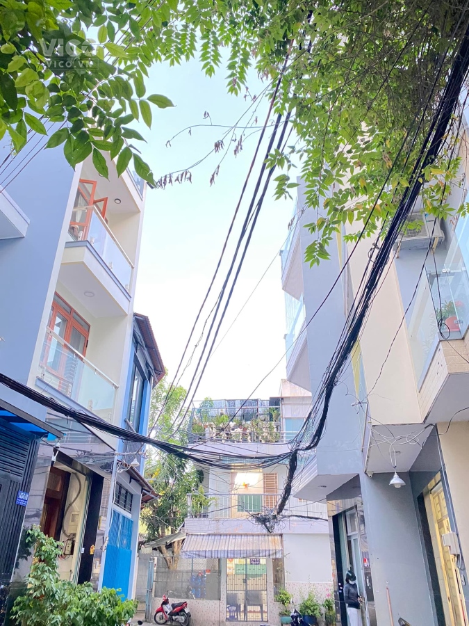BÁN NHÀ LÔ GÓC THOÁNG HẺM XE HƠI CẠNH KHU VIP BÀU CÁT TÂN BÌNH GIÁ NHỈNH 7 TỶ
