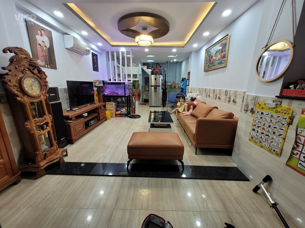 Lạc Long Quân Tân Bình 2 Lầu BTCT DT 4x12 Giá Nhỉnh 5 Tỷ