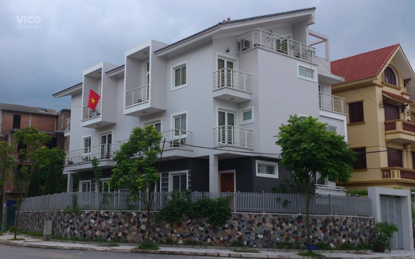 Biệt Thự Song Lập Vạn Phúc 375m2, 5 tầng, MT 25m, LÔ GÓC 3 THOÁNG 3 MẶT ĐƯỜNG Ô TÔ KINH