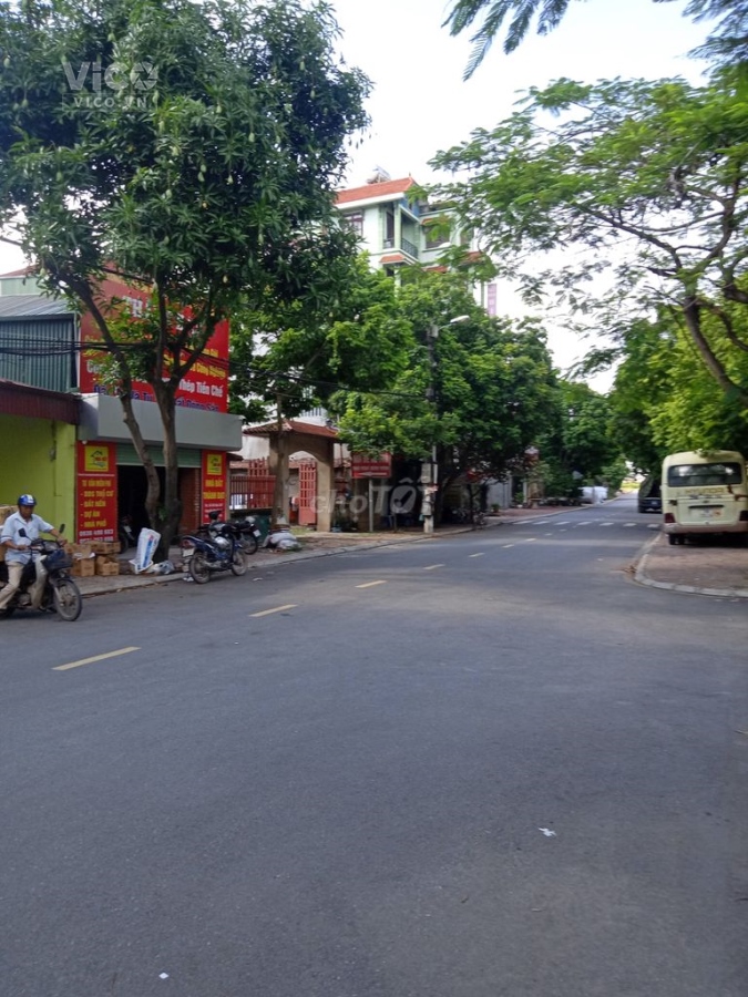 Lô góc đầu tư đường 15m ở trung tâm Trâu Qùy, Gia Lâm Lh0346996426