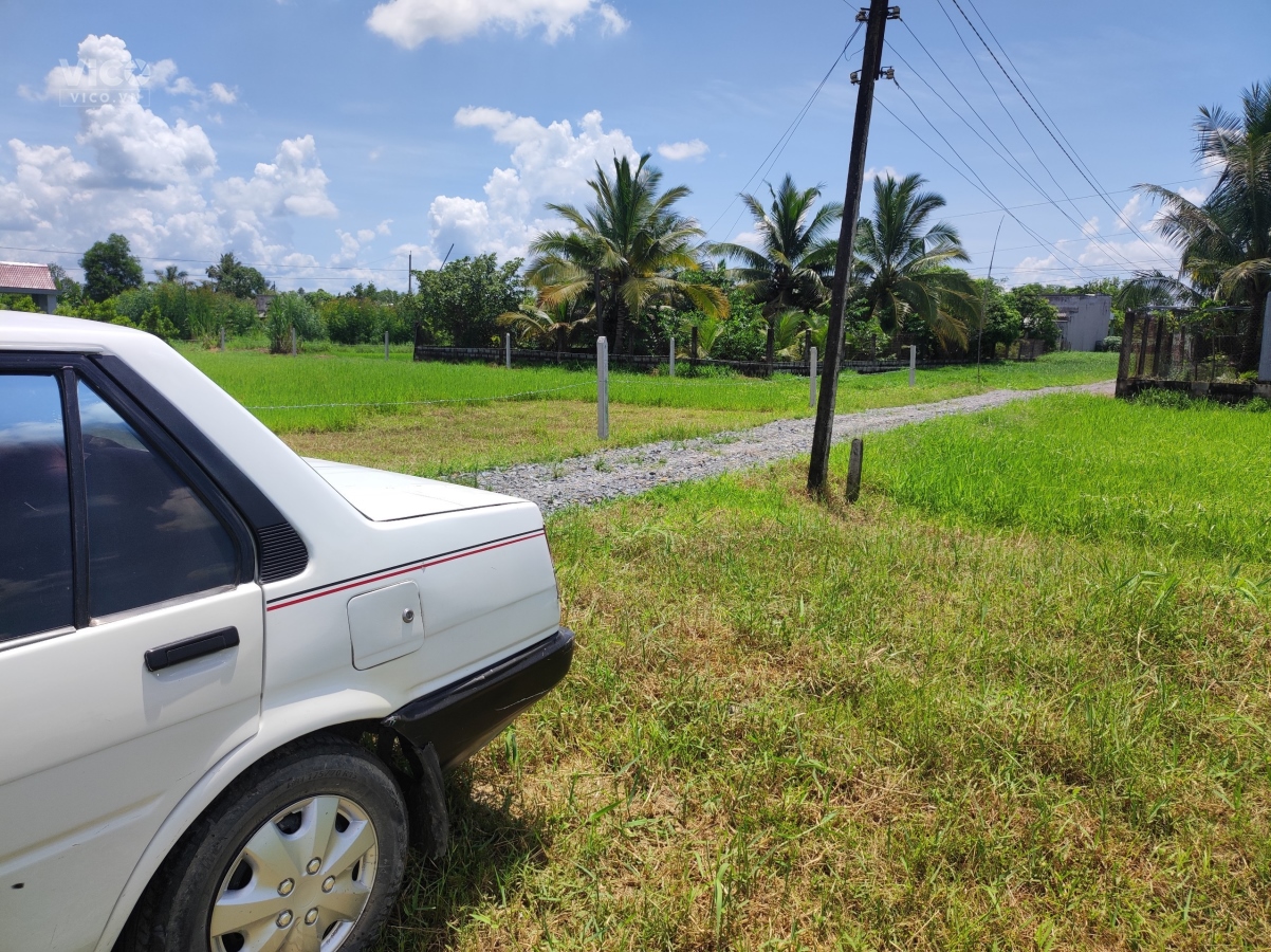 Bán đất làm nhà vườn 880m ngang 22x41
