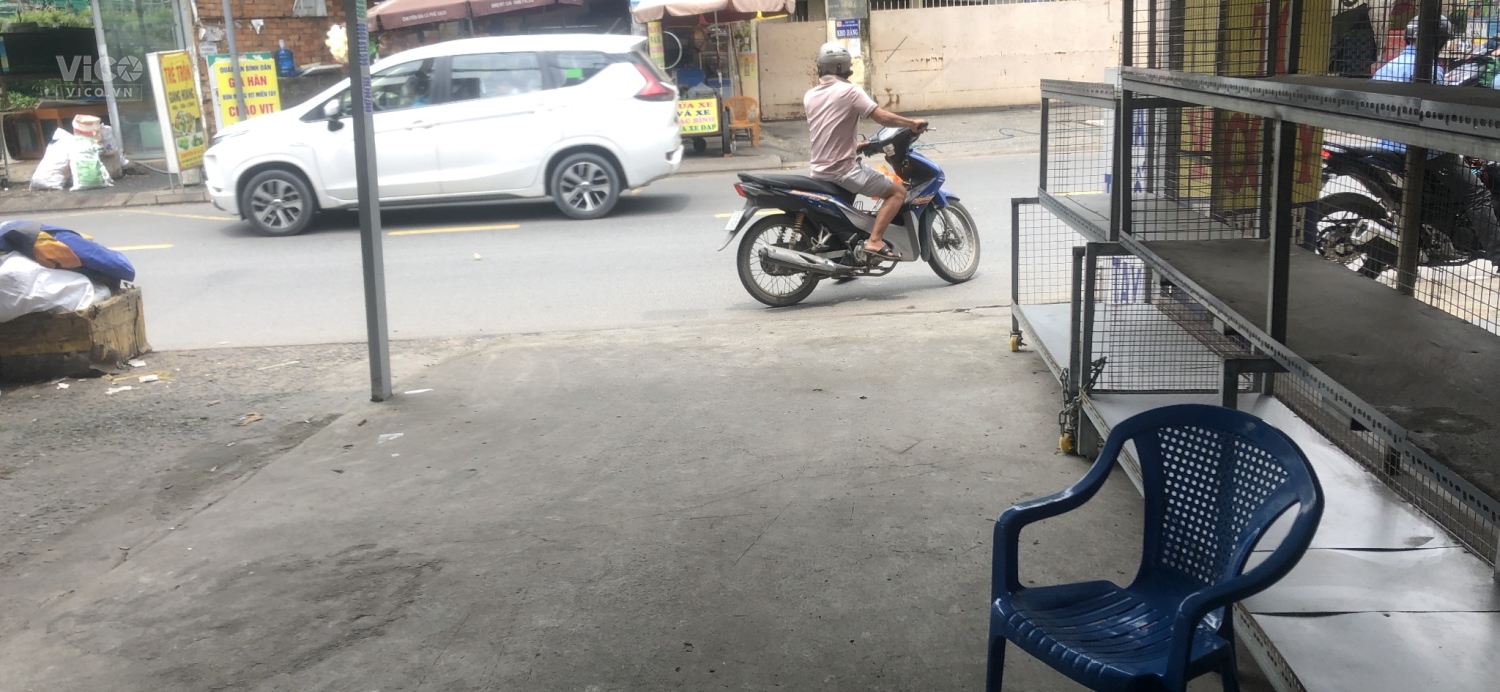 CẦN SANG LẠI NHÀ THUỐC TÂY TẠI ĐƯỜNG PHAN HUY ÍCH PHƯỜNG 15 QUẬN TÂN BÌNH TP HCM.