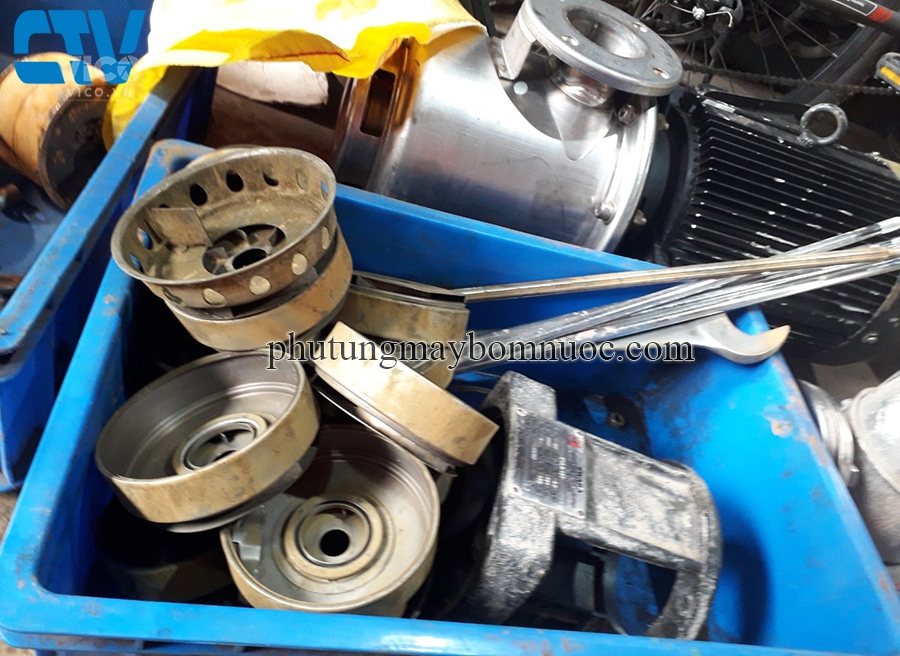 Thay ruột buồng cánh bơm đa tầng cánh trục đứng Hà Nội