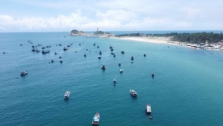0933239353_ Bán 2000M2 Mặt Biển và Đường Nhựa , Kê Gà Đất Đẹp Cho Nghĩ Dưỡng