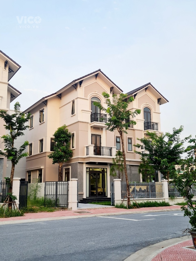 Chính chủ gửi bán 1 cặp song lập đẹp lung linh giữ lòng đại đô thị 160 ha. giá vô cung yêu thương.