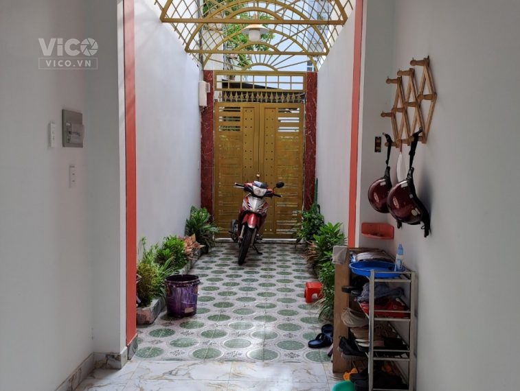 Nhà bán 1 trệt 3 lầu, sân thượng tại đường Nguyễn Kiệm, phường 3, Phú Nhuận, TP HCM