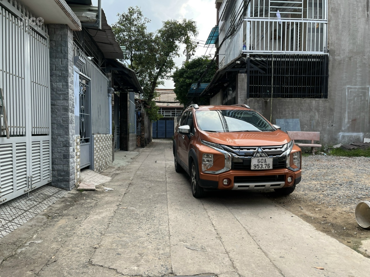 GIẢM 600TR, NHÀ BIỆT THỰ 820 LÔ GÓC ĐƯỜNG OTO TÂN HIỆP CHỈ 5TY9
