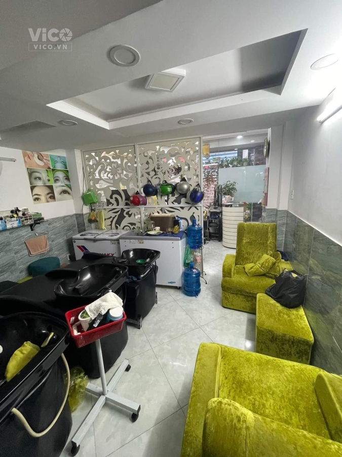 Bán Nhà HXH Hoàng Hoa Thám Bình Thạnh DT 33m2 ( 4x8,5) 4 Tầng, Đang Kinh Doanh Spa Giá 5,2 tỷ.