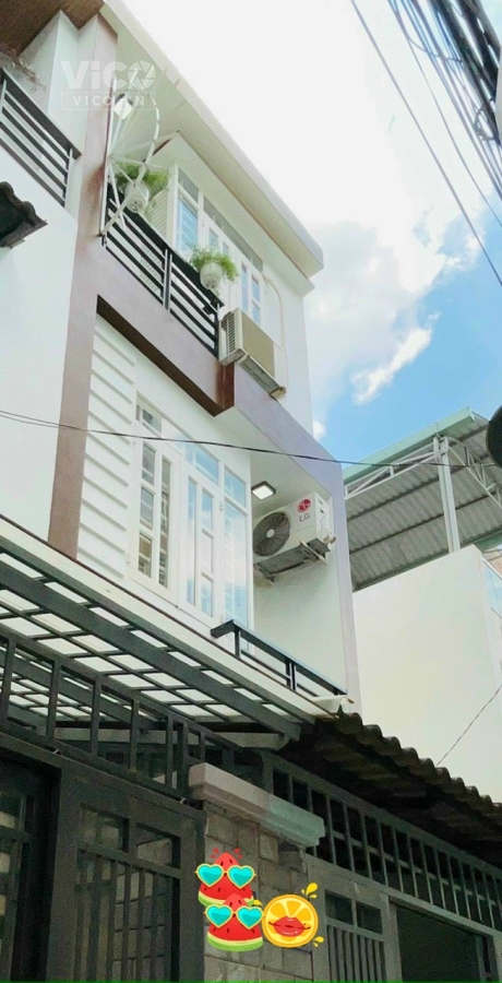 CHỈ HƠN 3 TỶ CÓ NGAY NHÀ ĐẸP 3TẦNG KIÊN CỐ 46M2 PHƯỜNG 16 GÒ VẤP .LH 0368460456(E QUYÊN)